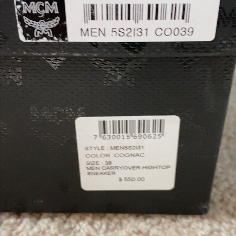 Men carryover high top